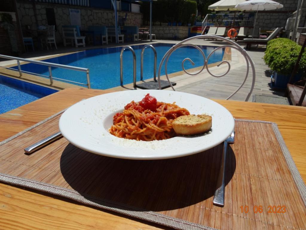 Surya Butik Hotel Alacati Kültér fotó